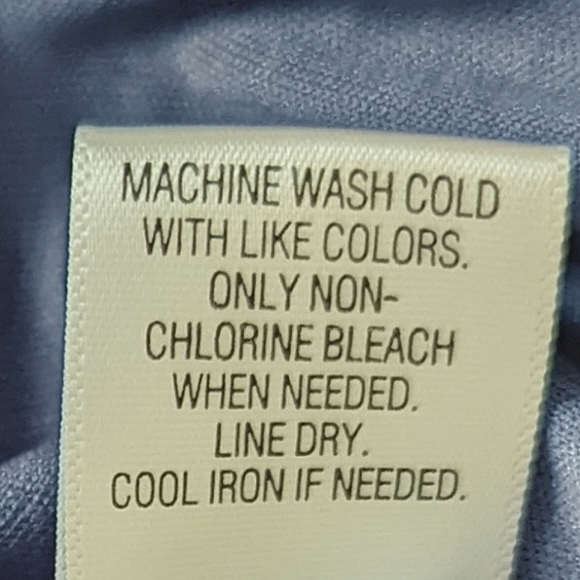 💎Like New! Gorgeous Layered, Floaty Top in Dark Blue by Dana Buchman - Picture 5 of 6